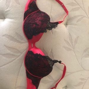 Victoria’s Secret bra